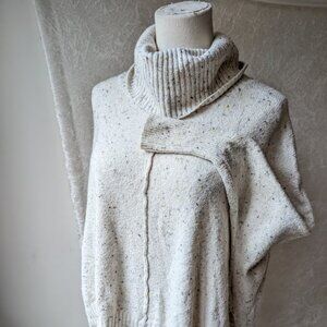Jessica Simpson Oatmeal speckled turtle neck tunic sweater